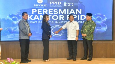 Mendagri Tutup Rakernas APKASI XVII 2026 di Batam, Gubernur Ansar Ahmad Ikut Mendampingi